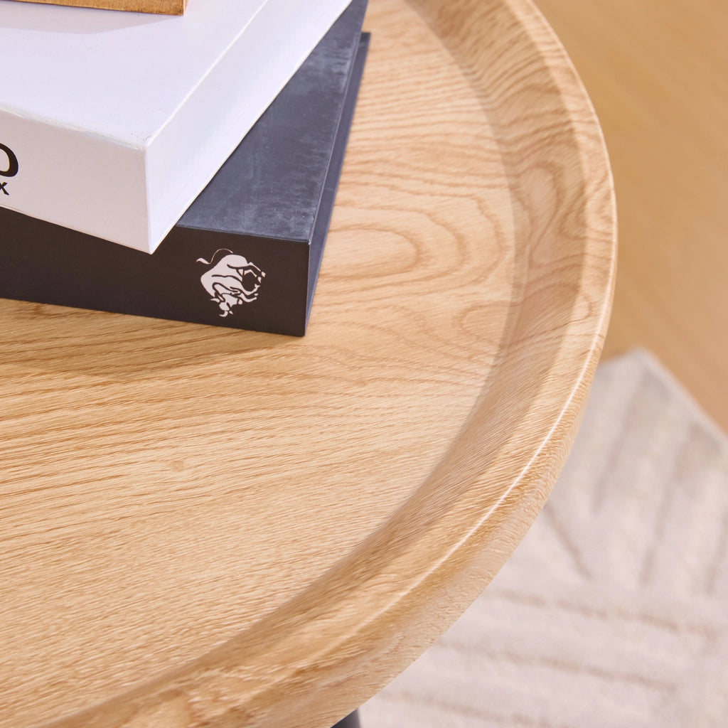OKWISH Tavolino da Caffè Rotondo con Piano Compatto e Gambe in Metallo Incrociate, per Soggiorno e Camera, MDF, Legno Naturale, 55×55×60 cm
