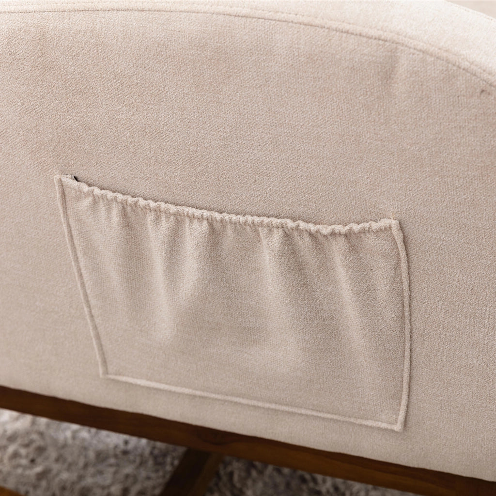 Sedia a dondolo con schienale alto e tasche laterali in lino beige con braccioli lunghi e gambe in legno di gomma