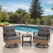 Set lounge da giardino a 3 pezzi con 1 tavolino e 2 poltrone a dondolo girevoli in acciaio e rattan sintetico marrone grigio