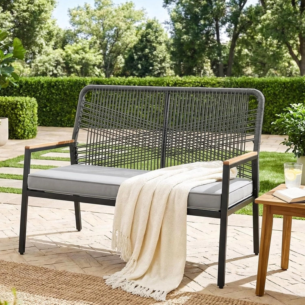 Panchina da giardino in rattan, sedia da giardino a 2 posti in polyrattan, panchina da esterno, resistente alle intemperie, braccioli in WPC, per terrazza, giardino e veranda, grigio