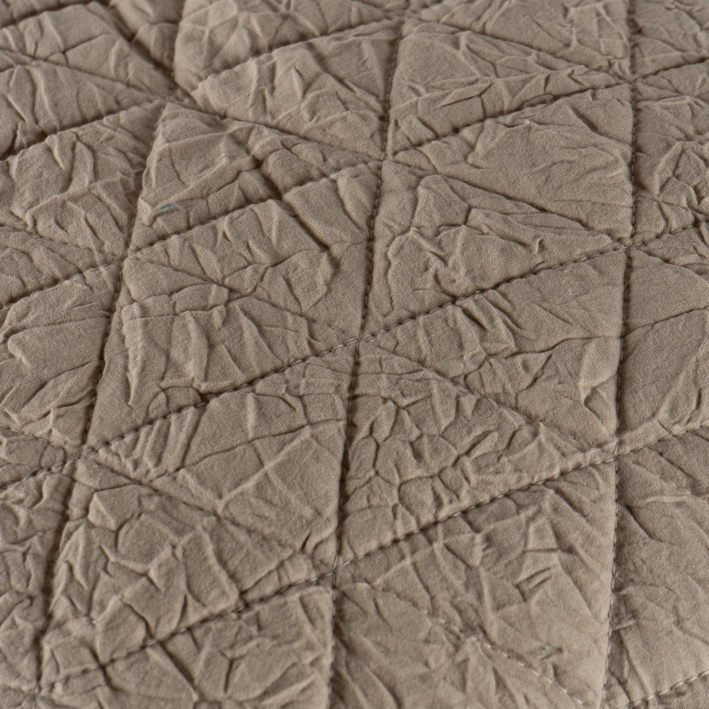Copriletto Trapuntato Matrimoniale 250x250 cm Effetto Stropicciato, Trapunta Leggera con Imbottitura in Microfibra Anallergica 100 g/m², Copriletto Moderno per Mezza Stagione e Arredo Camera Beige