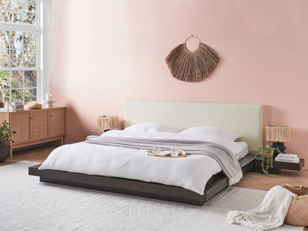 Letto in stile giapponese in frassino scuro 180 x 200 cm testata in legno impiallacciato MDF testata in pelliccia sintetica