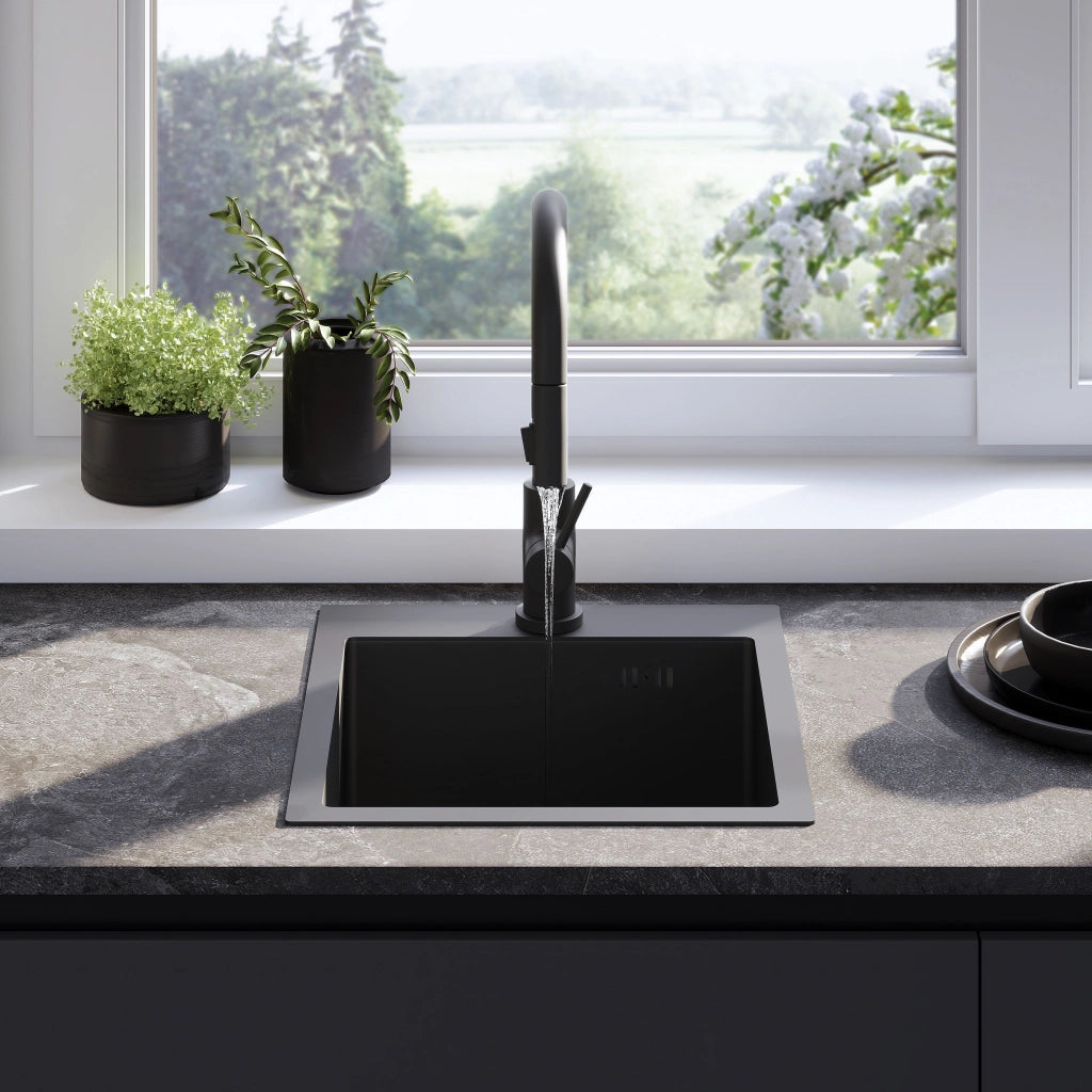 Lavello In Acciaio Leo 40 Black con rubinetto da cucina