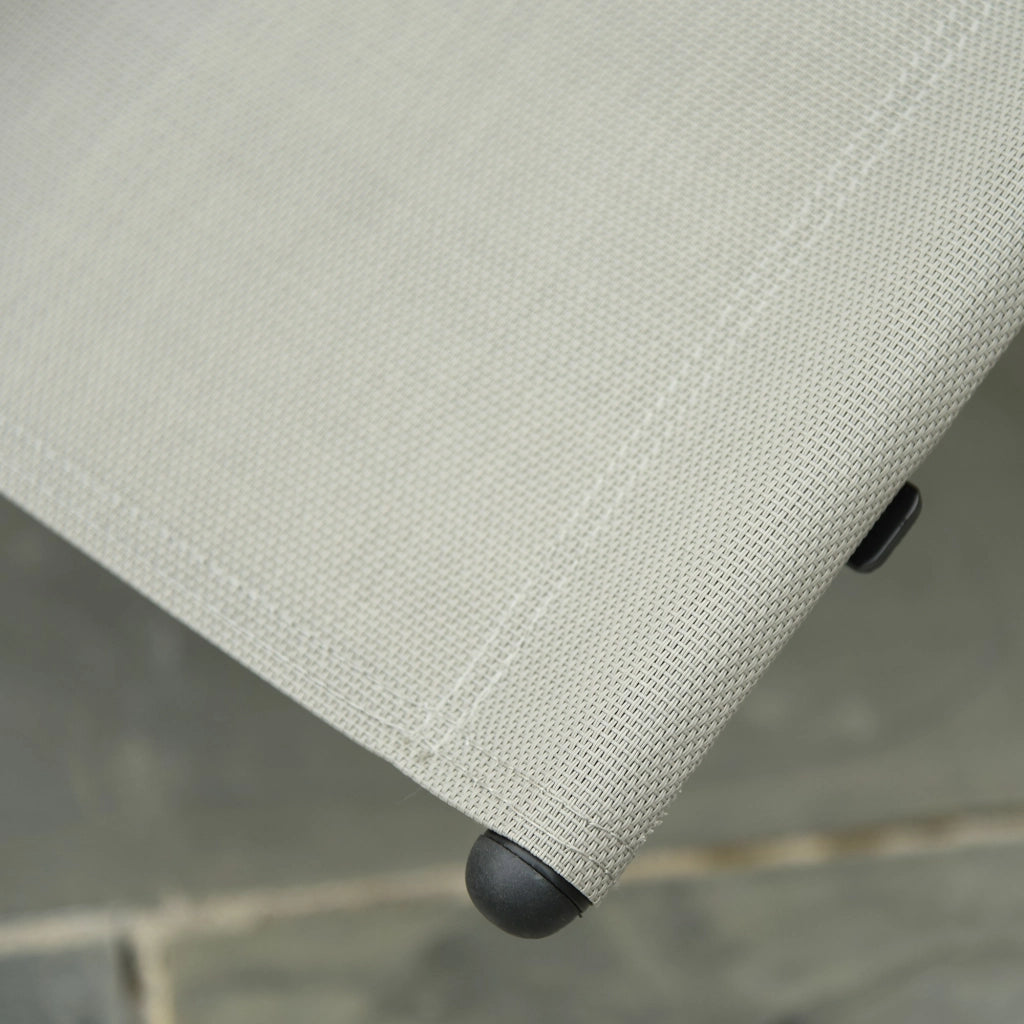 Poltrona a Dondolo da Giardino con Poggiapiedi e Tasca ¨C Xylo ¨C Nero e Grigio 150x62x88 cm