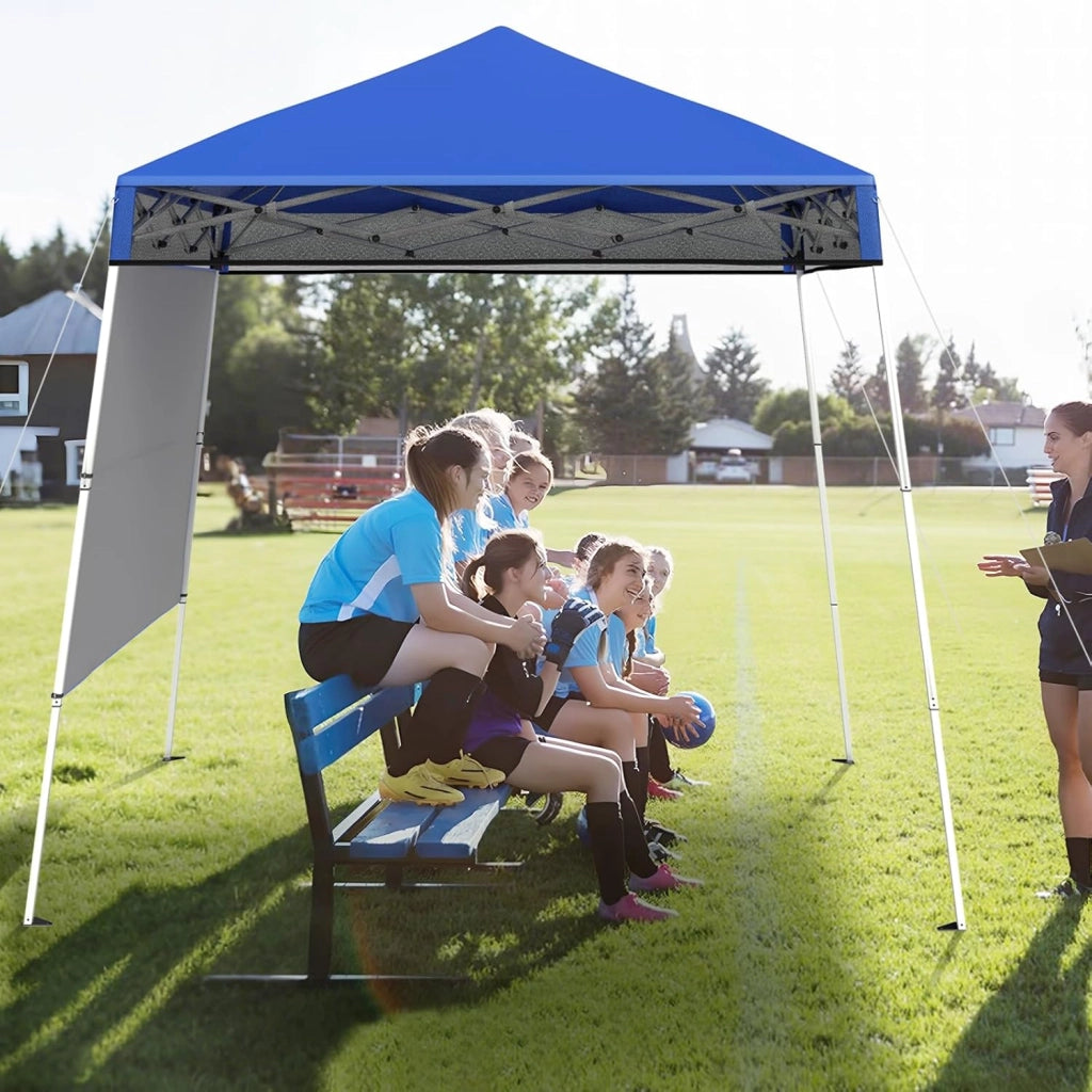 Gazebo Pop-up da Esterno 182 x 182 cm, Gazebo Pieghevole con 1 Parete Laterale, Gambe Inclinabili Regolabili e 4 Picchetti, Tendone Impermeabile per Feste, Campeggio e Picnic (Blu)