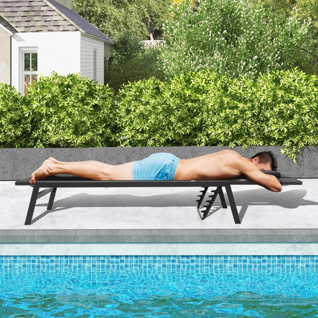 Lettino Abbronzante con Apertura per Viso e Fori Laterali, Sedia a Sdraio Regolabile in 5 Posizioni con Cuscino Rimovibile, Ideale per Giardino e Piscina, Lettino Estivo in Metallo