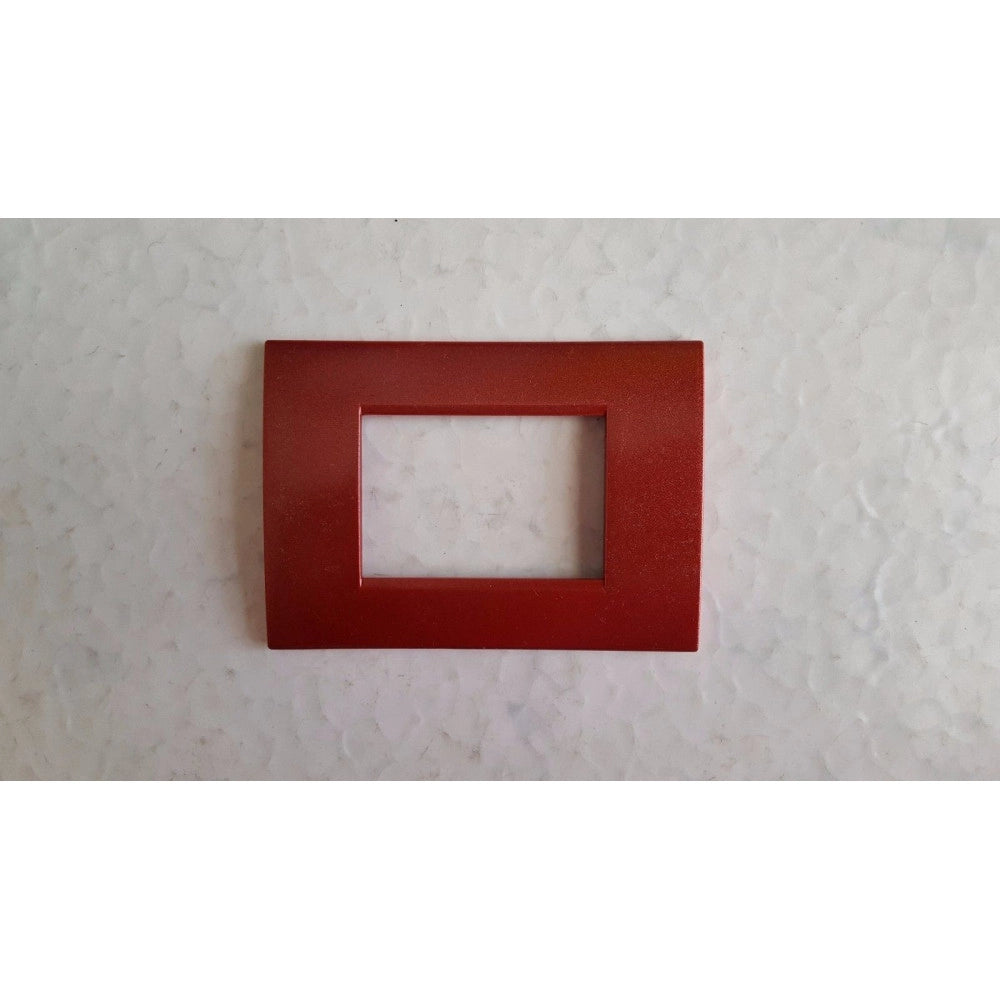 Trade Shop - Placca Placche Placchete Compatibili Living Light In Abs 3 4 7 Posti Colorate - Rosso Metallizzato -3 Fori     -
