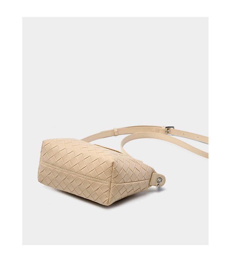Borsa a mano in vera pelle, modello tote bag, colore bianco.