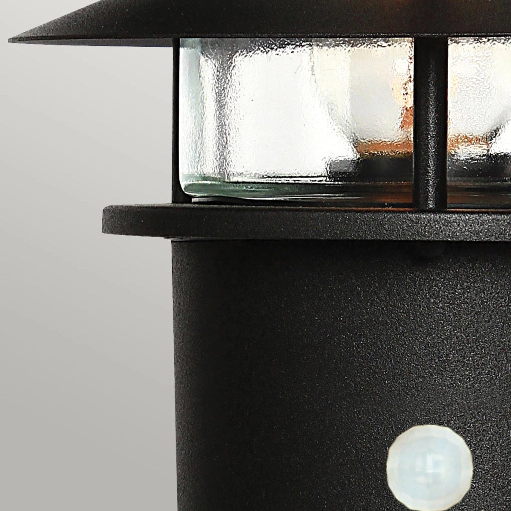 Paletto esterno con sensore PIR nero E27 60W Helsingor Elstead