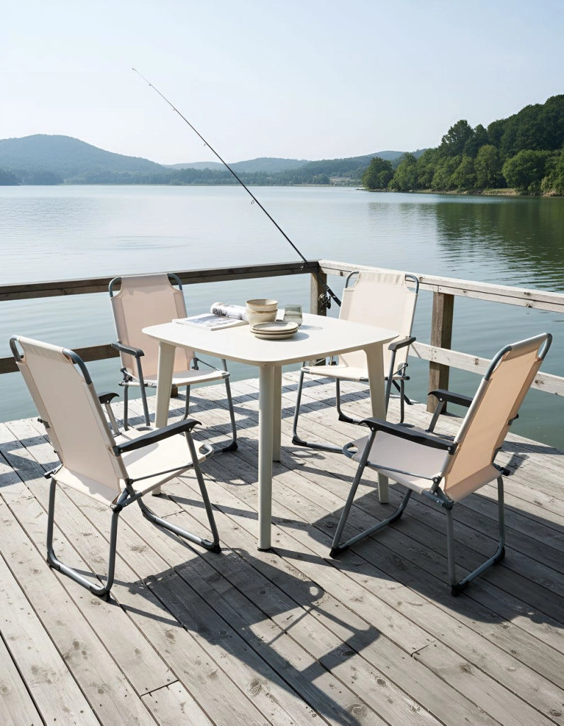 Set di 4 sedie da giardino Moderna struttura in acciaio verniciato a polvere opaco Resistente alla ruggine Pieghevole Beige