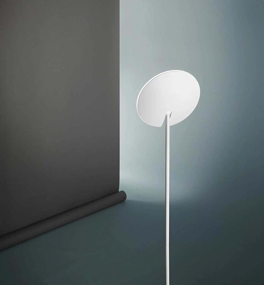Piantana in metallo verniciato bianco Ophelia regolabile a 180° LED 24W 3000K CRI?80 220-240V 1900Lm