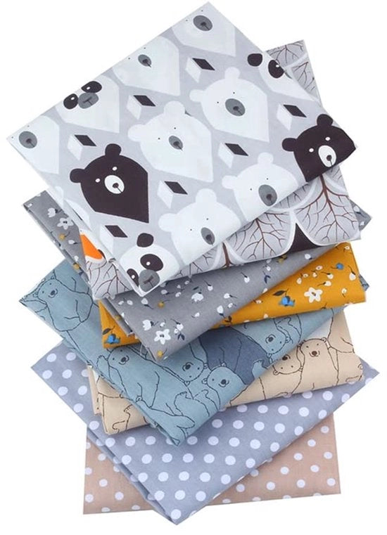 Set di tessuto 100% cotone imbottito con stampa fiori e orso per patchwork, artigianato, DIY e cucito. Cappuccio preconfezionato, 40,64 x 50,80 cm, set di 8 (orso e fiore).