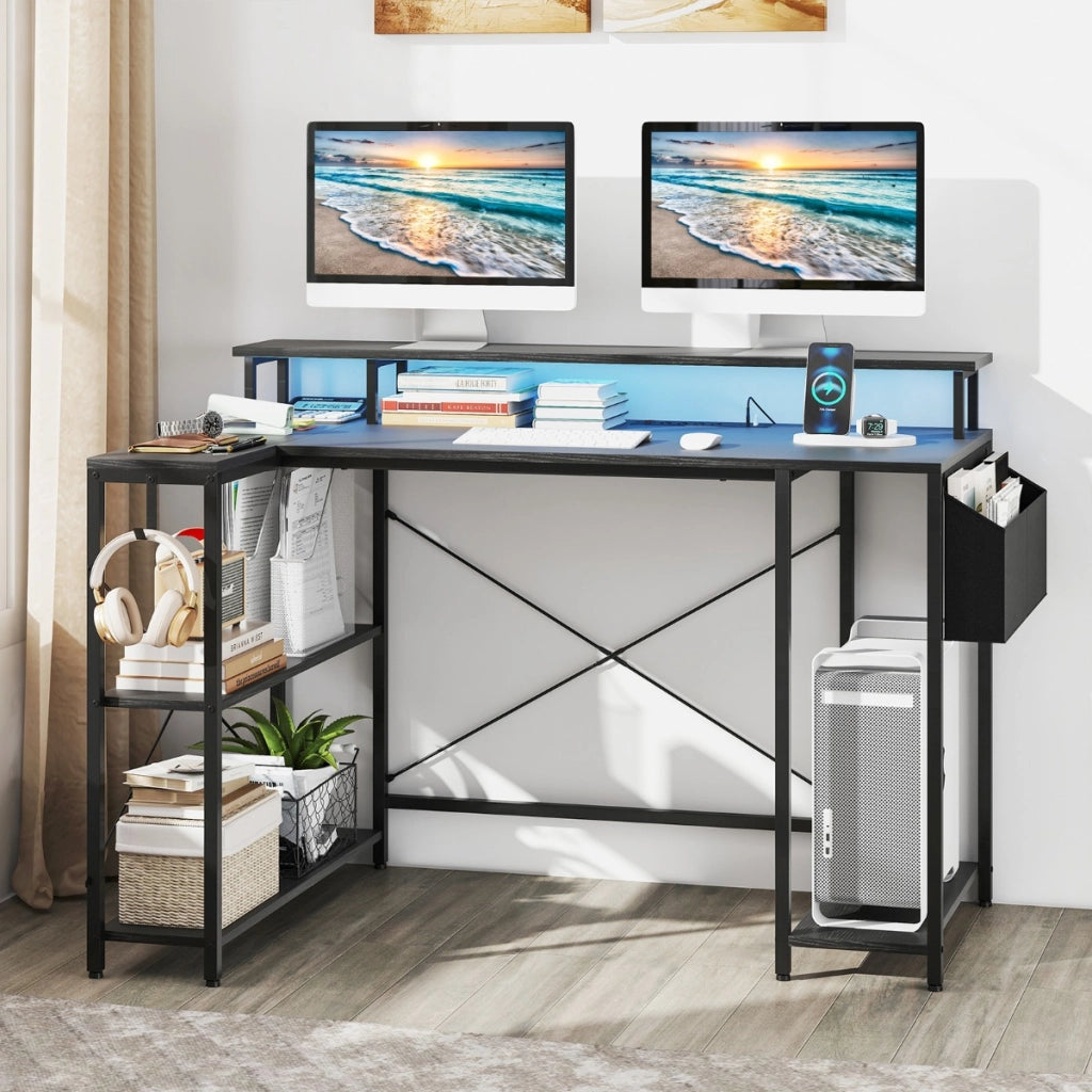 Scrivania da gaming a forma di L con luci LED e stazione di ricarica, Scrivania per computer con ripiani Nero-Scrivanie