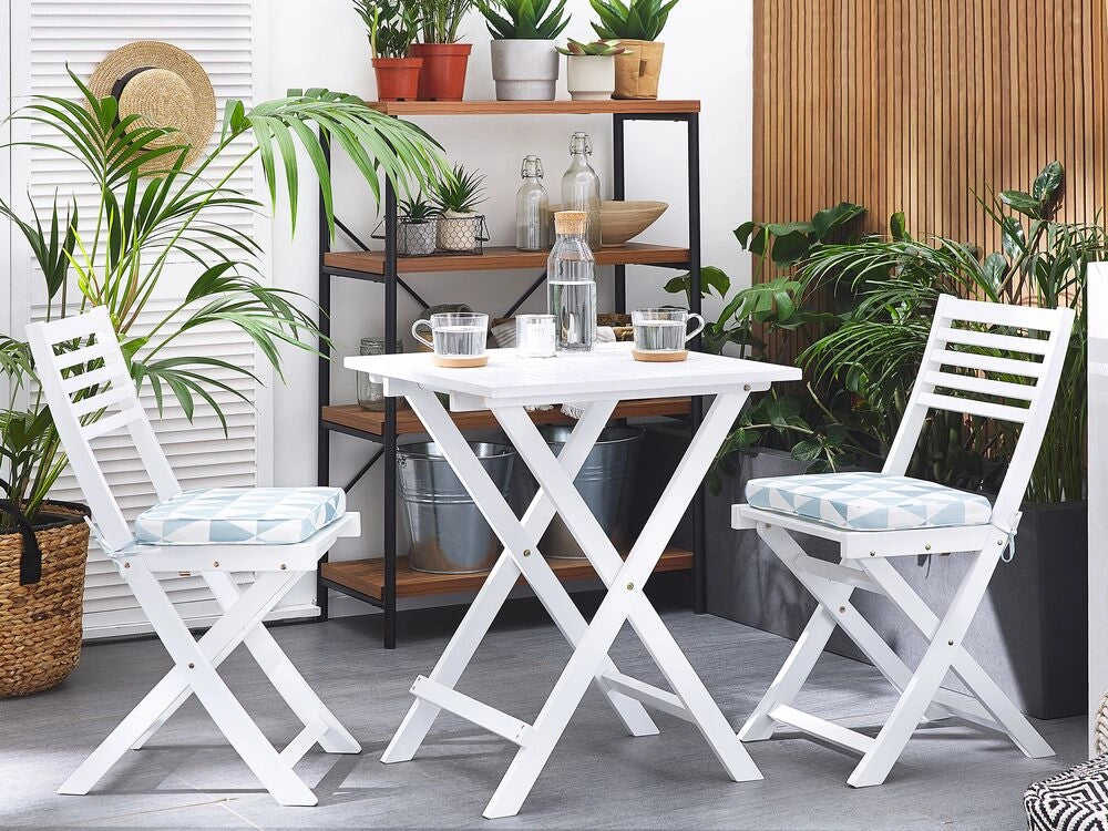 Set da bistrot 3 pezzi in legno massello di acacia bianco cuscini blu a doghe pieghevoli design scandinavo moderno