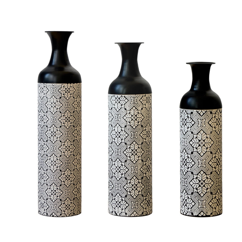 Vaso da pavimento in metallo con motivo geometrico bianco e nero, set di 3 pezzi impilabili 83 65 50 cm