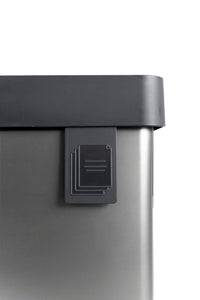 Pattumiera Alta 54L Interno Esterno Keter Verto Recycle 43,5x26,5x68,7 cm con Bordo Copri Sacco in Plastica Grigio Perla