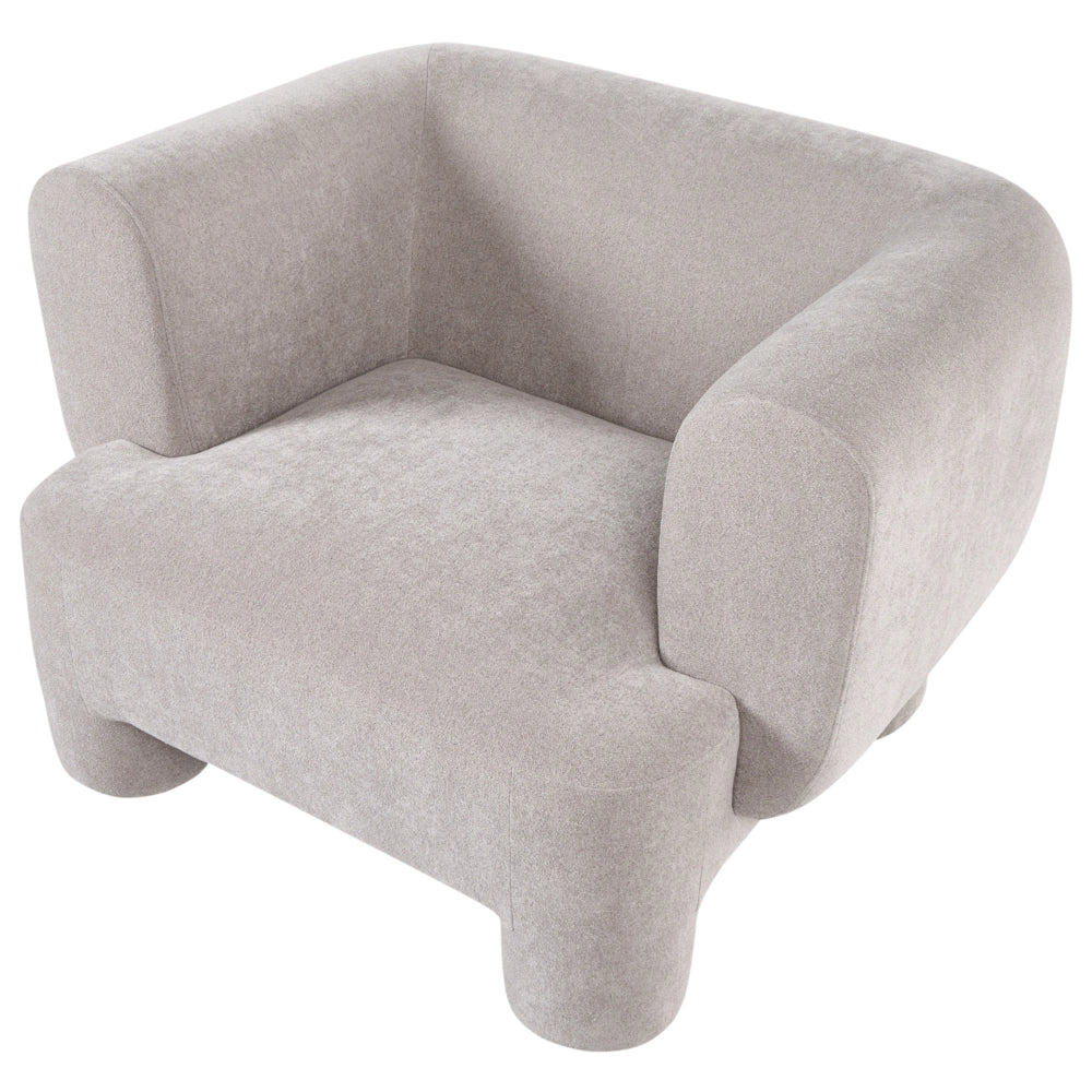 Poltrona in tessuto beige scuro con rivestimento in tessuto felpato gambe cilindriche e stile organico