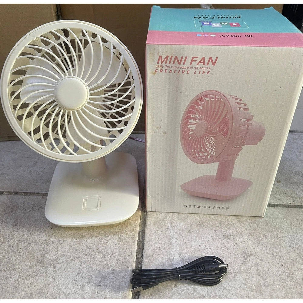 Trade Shop - Mini Ventilatore Da Tavolo Usb Silenzioso Portatile Altezza Regolabile Rotazione 180° -