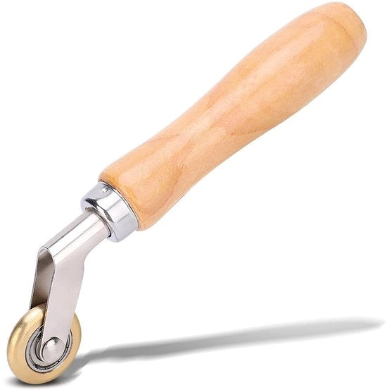 Rollatore per Membrana - Materiale Resistente all'Acqua - Manubrio Ergonomico - Codice Prodotto: 12345 - Modello: DG-001 - Dimensioni: 20x10 cm - Peso: 1,5 kg - Materiale: Acciaio Inox - Lunghezza Manubrio: 60 cm