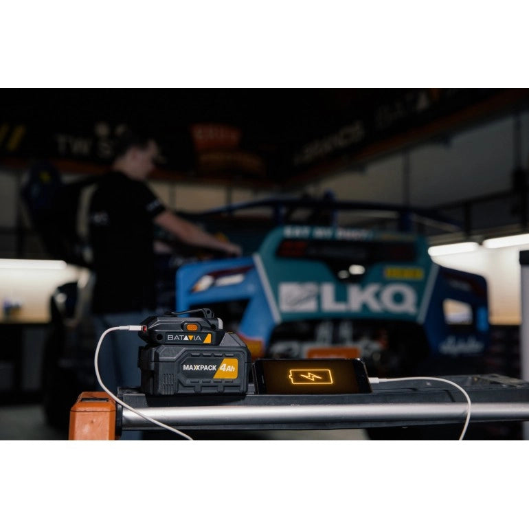 BATAVIA Batteria Adattatore USB e Torcia 18V MAXXPACK | escl. Caricabatterie