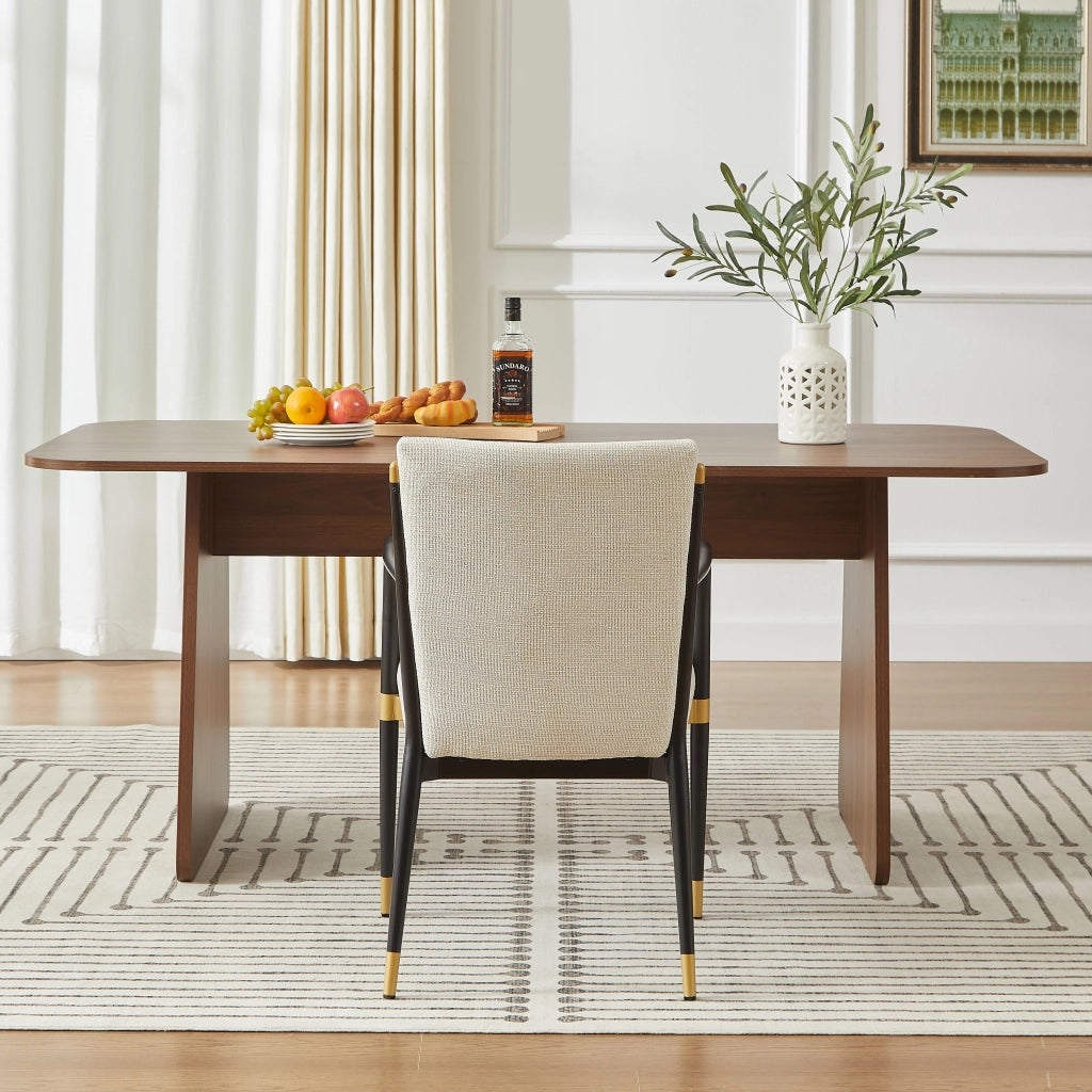 Set di 2 sedie da pranzo con braccioli in tessuto; stile scandinavo; struttura nero e beige