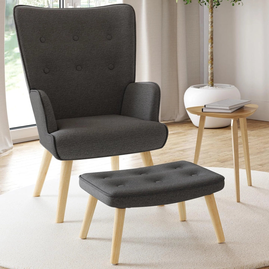 Poltrona scandinava IVAR con poggiapiedi in grigio antracite