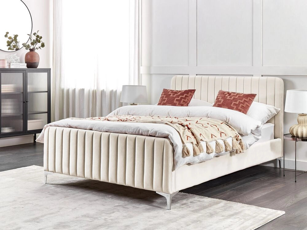 Letto in velluto beige UE Matrimoniale 140 x 200 cm Testiera Imbottita con Gambe in metallo Design moderno