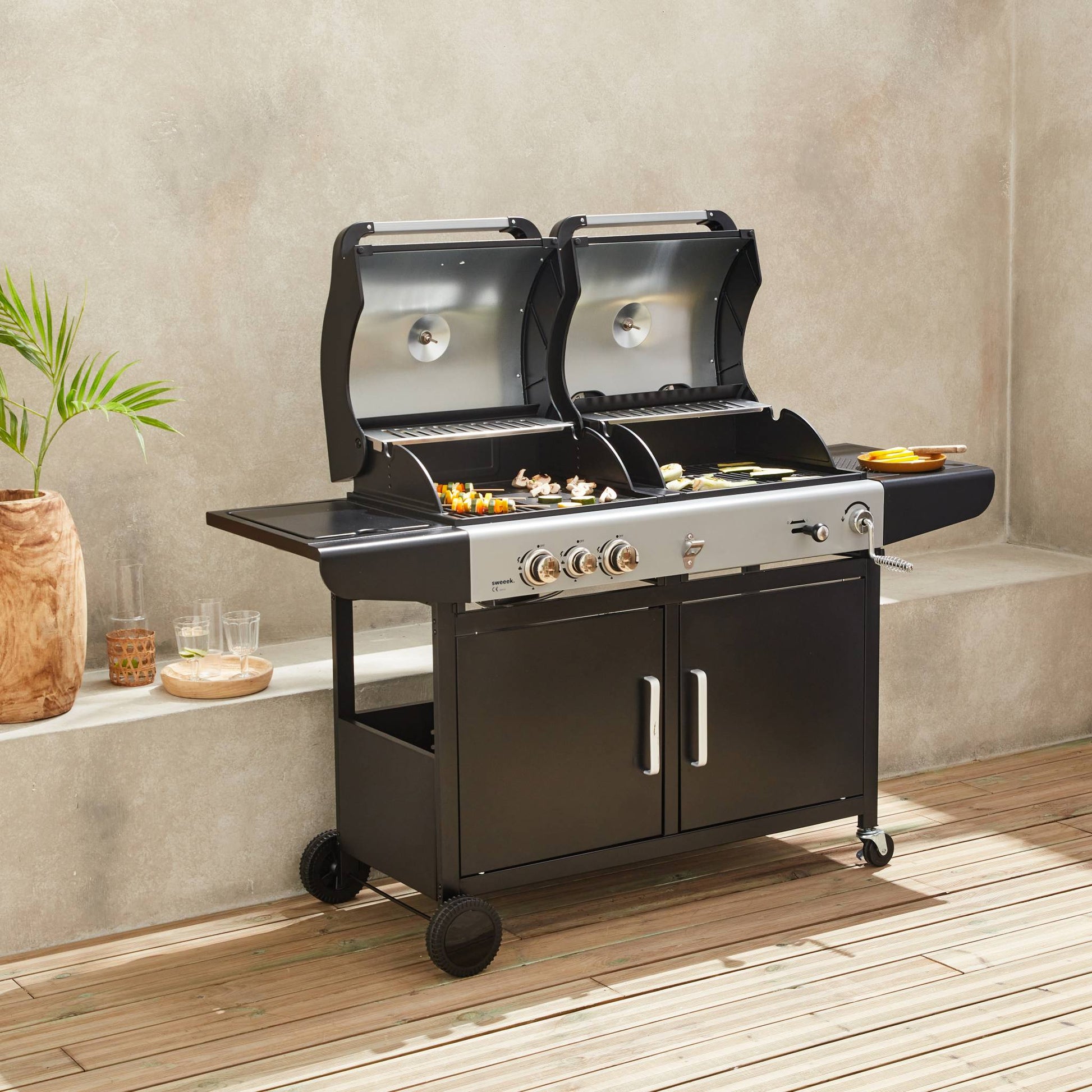 Barbecue a gas 2 in 1, 3 bruciatori + 1 fuoco laterale, nero