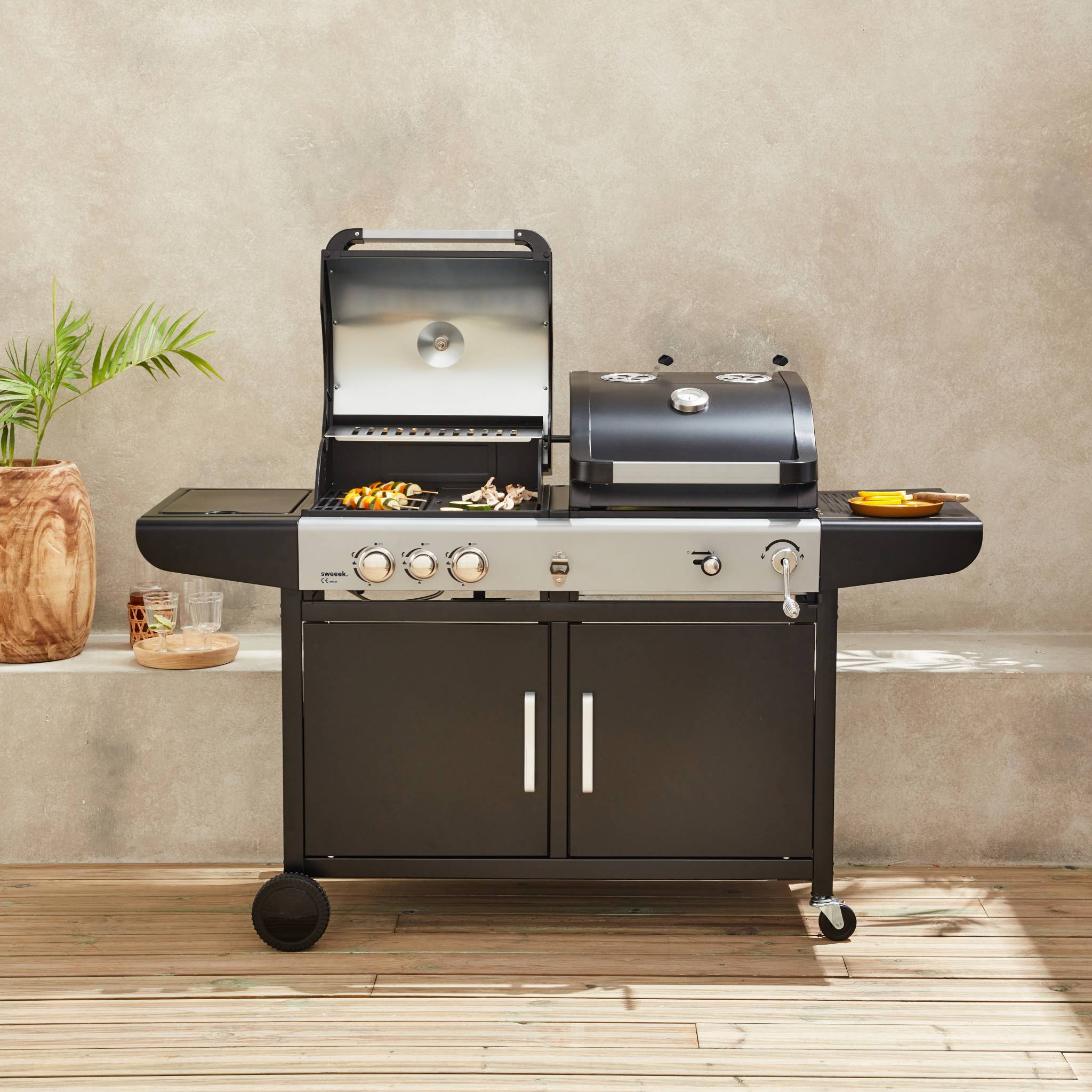 Barbecue a gas 2 in 1, 3 bruciatori + 1 fuoco laterale, nero