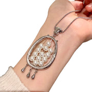 Collana con mini nappa a goccia a forma di abaco, lusso raffinato e discreto, ciondolo squisito con perle e catena per maglione