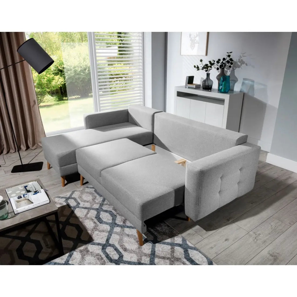 Divano angolare trasformabile HASGARD 3 posti grigio 248x162 cm - con vano contenitore e piedi in legno