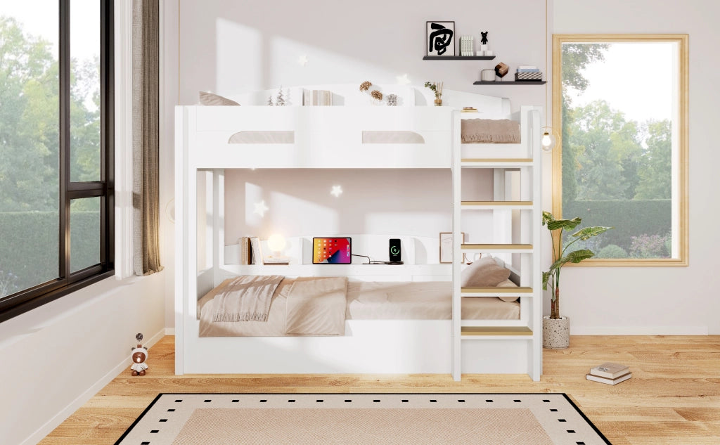 Letto a castello in legno bianco 90x200 con presa USB e mensole