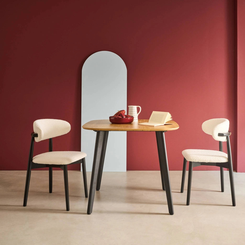 Tavolo da pranzo quadrato effetto legno con gambe in metallo nero 4