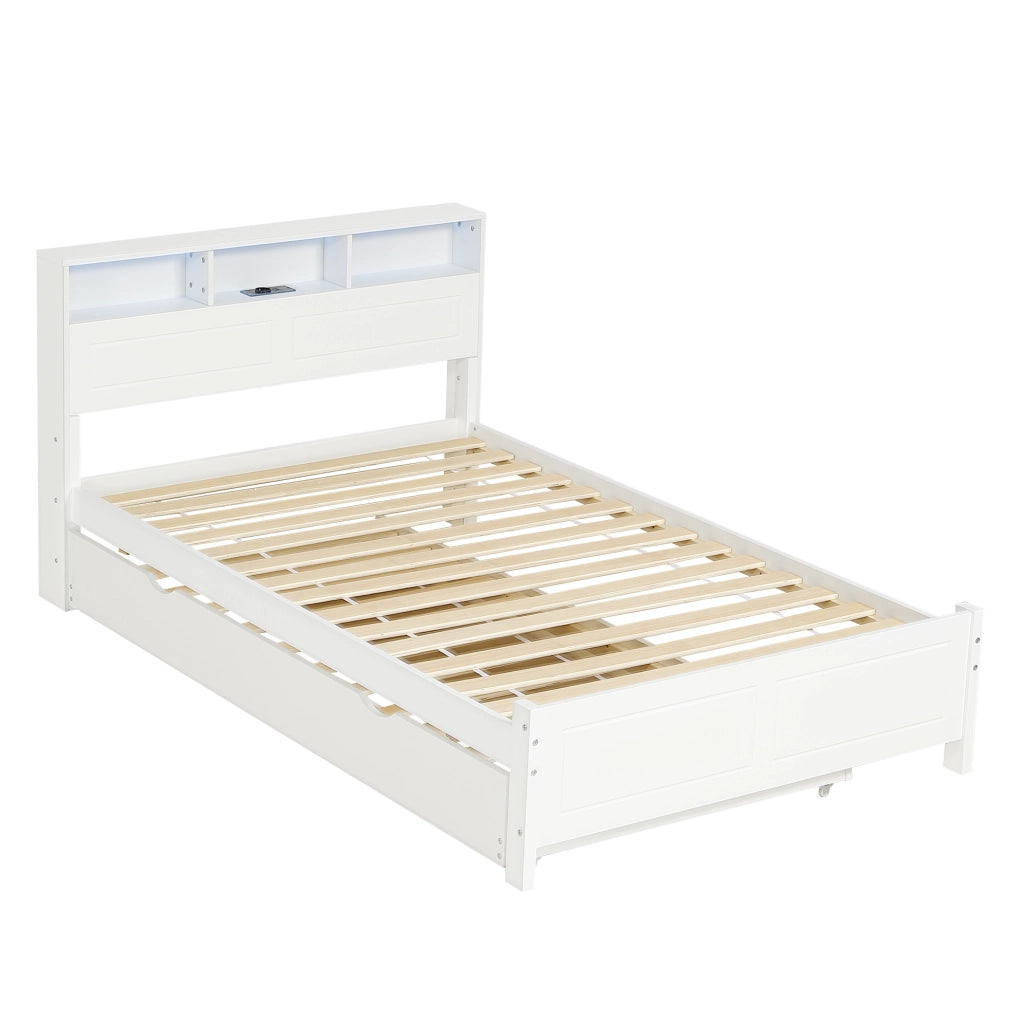 Letto matrimoniale 120x200 cm con letto estraibile e presa di ricarica in pino e MDF bianco