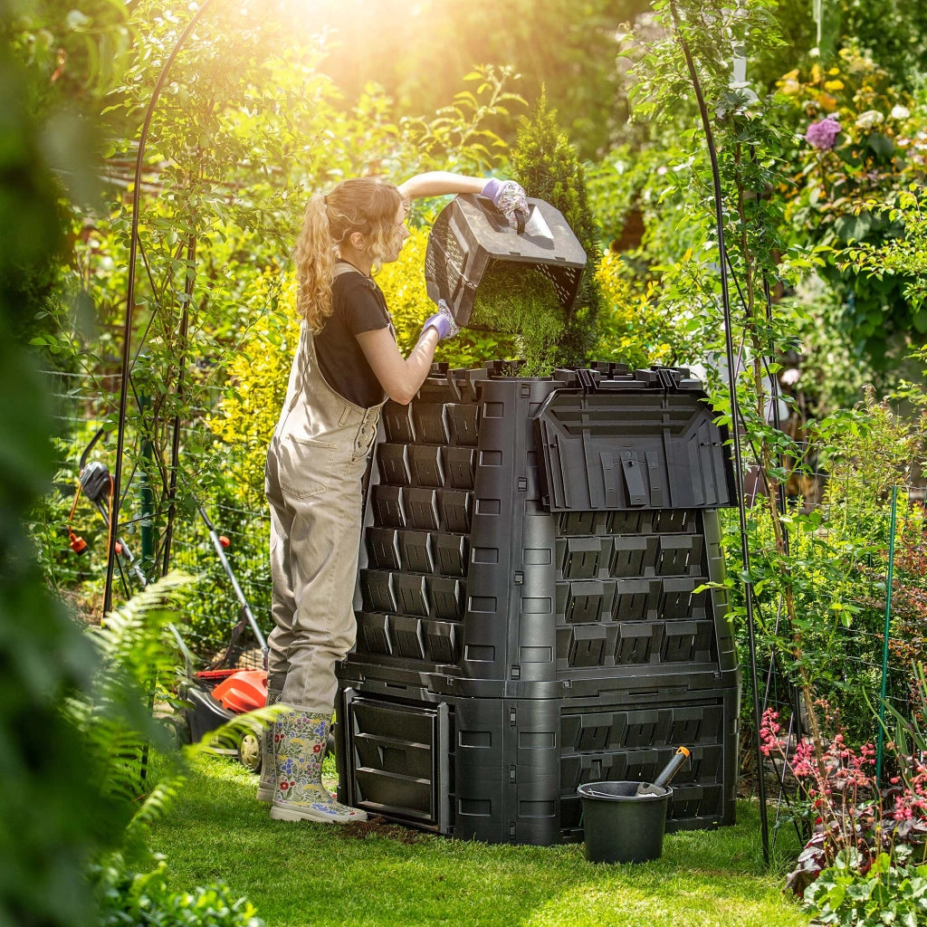 Compostiera da giardino KADAX 750L, grande, modulare, resistente al gelo, per fertilizzare tutto l'anno.