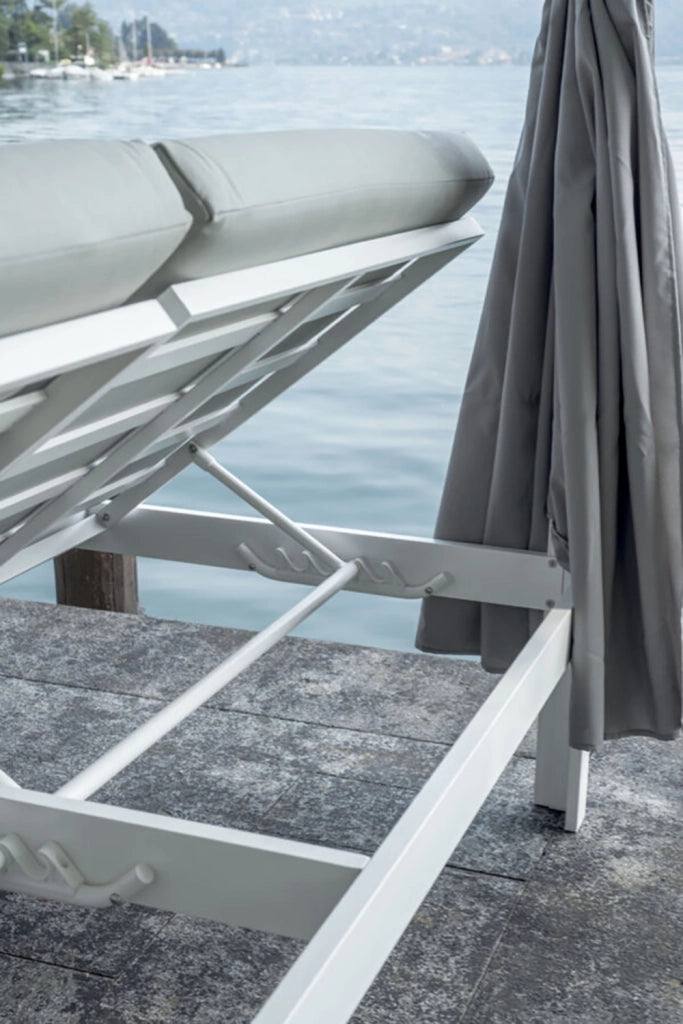 Daybed in alluminio e textilene Greenwood bianco