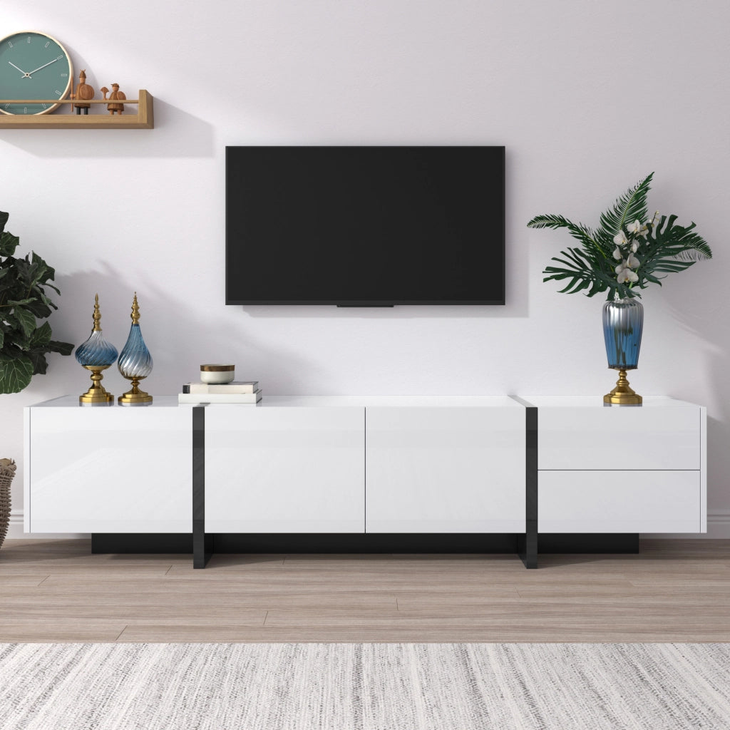 Mobile TV 190x45x35 cm; 3 ante e 2 cassetti; finitura lucida; truciolare bianco e nero