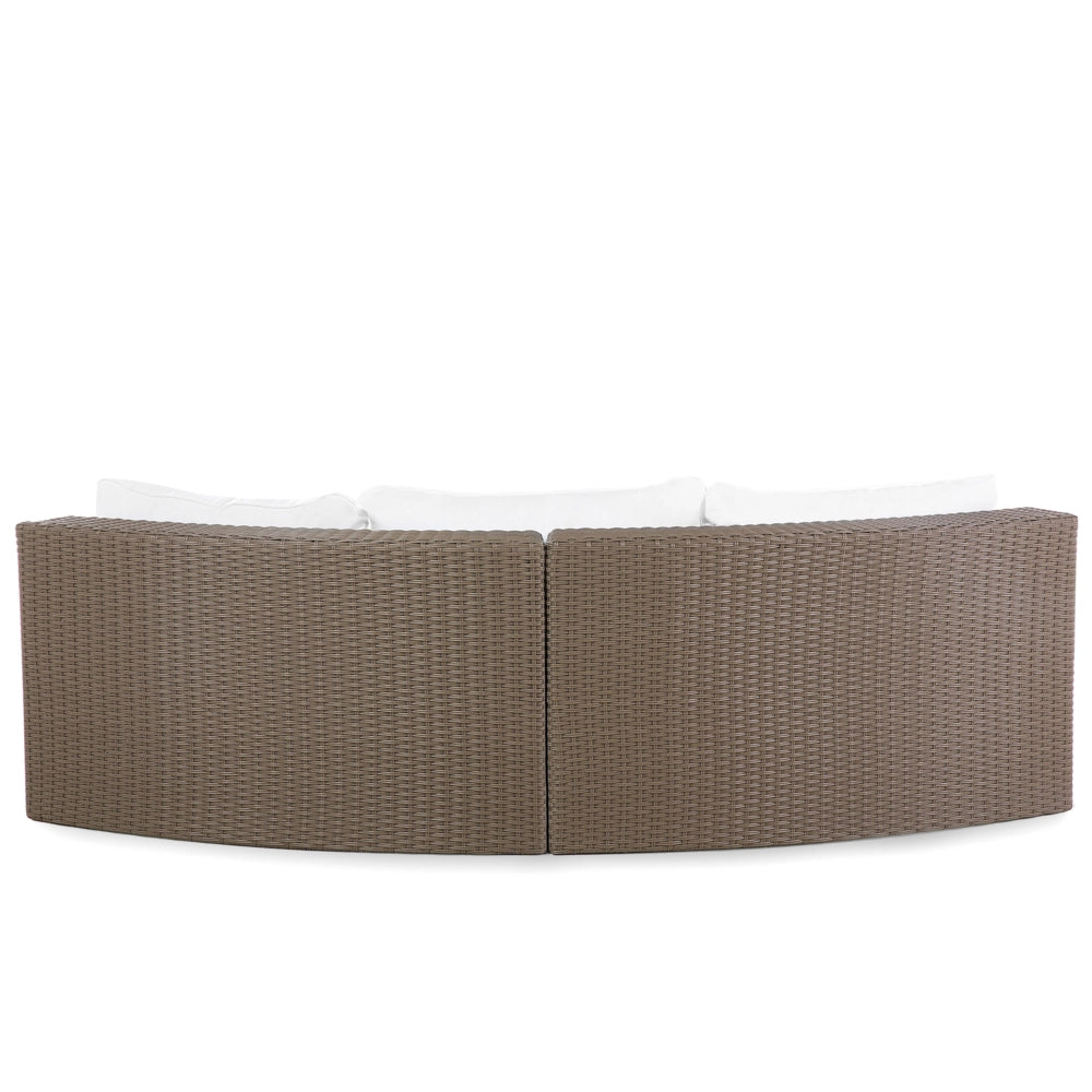 Set divano ad angolo da giardino marrone finto rattan a forma di U 9 posti cuscini bianchi curvi con tavolo set di conversazione