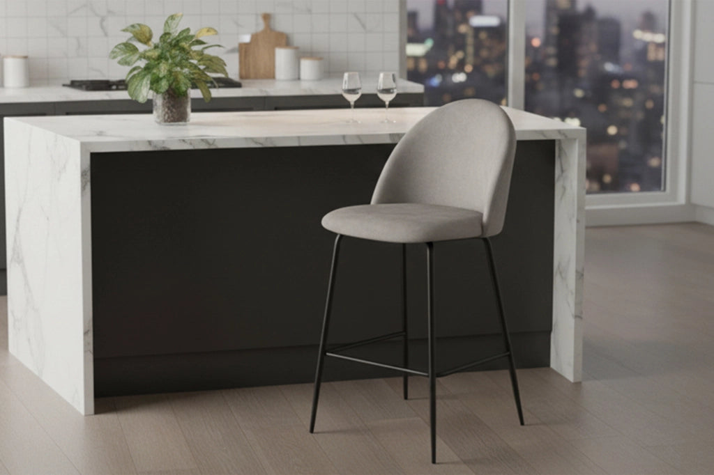 Sgabello cucina imbottito, sgabello alto in velluto tortora piede nero – Nicole - SG03NIPN