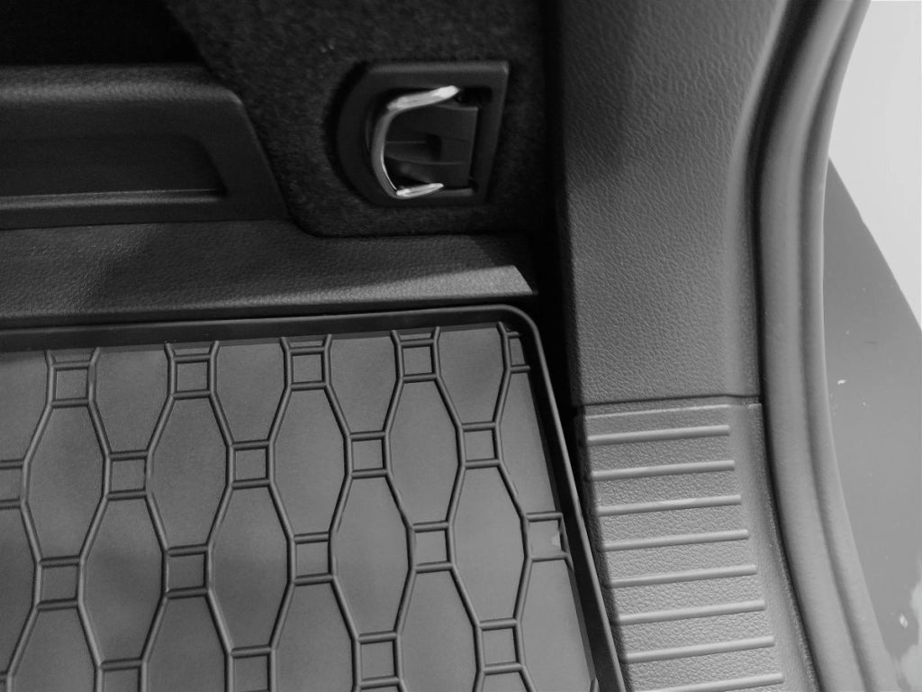 Tappeto gomma baule - Volkswagen Passat B8 Variant dal 2014-09/2019, Restyling 09/2019-