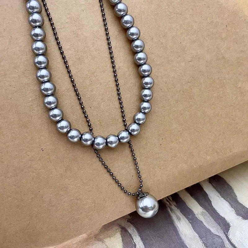 Collana a doppio strato con perle grigie fatta a mano, regalo di Natale o di compleanno.
