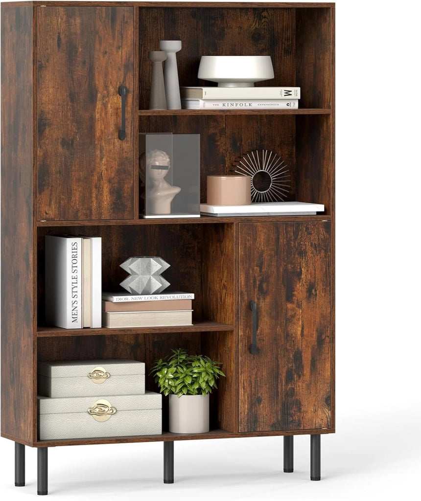 Credenza Mobile da Cucina, Libreria Verticale in Legno con 2 Ante, 4 Ripiani Aperti e 5 Gambe in Metallo, Mobile Dispensa Moderno per Soggiorno, Studio e Ufficio, 80 x 24 x 119,5 cm (Marrone)