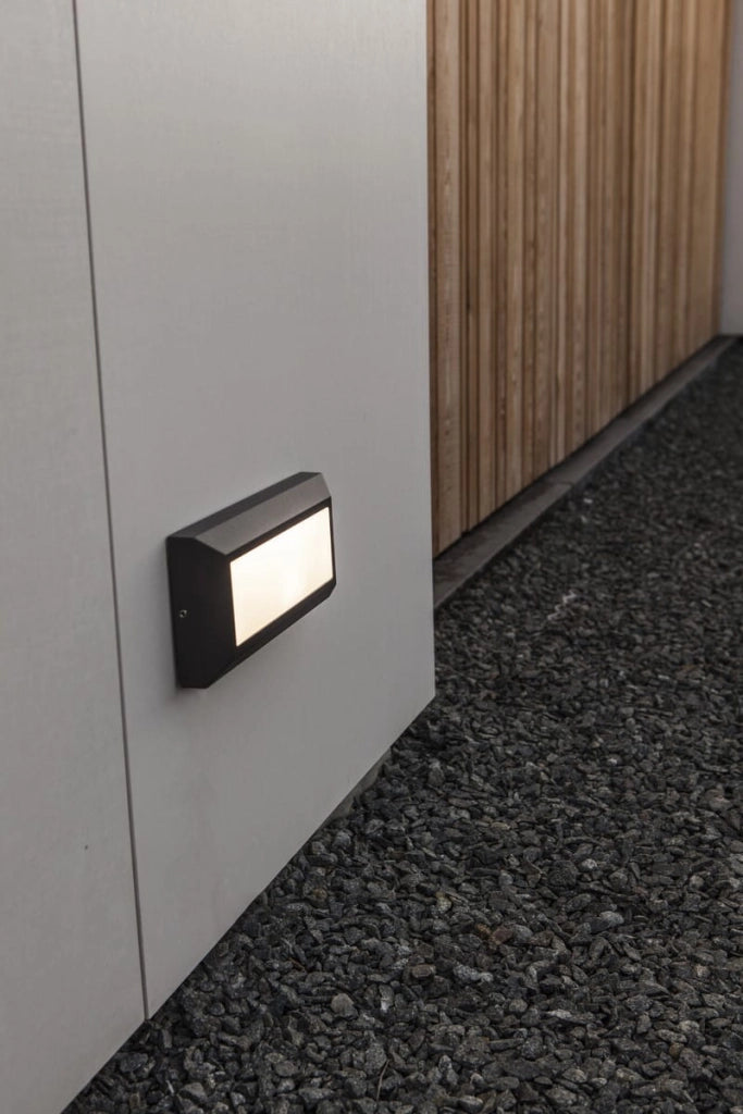 Applique esterna Helena nera Lutec LED 11W 3000K IP54