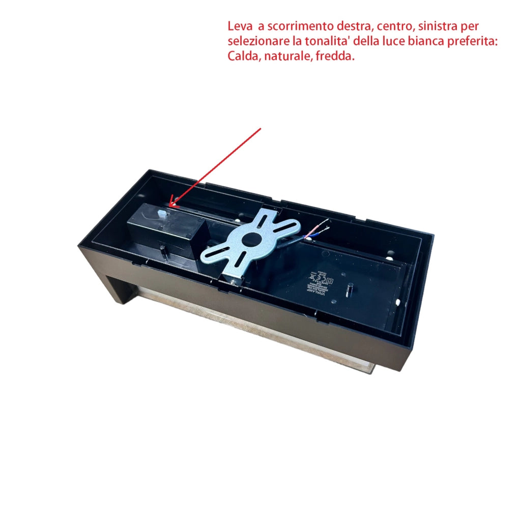 Applique da Esterno Nera Lampada LED CCT per Parete Impermeabile IP65 24W in Plastica