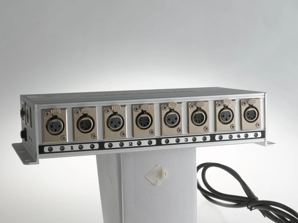 SPLITTER-DMX-4 SPLITTER DMX 6W XLR 3X4PCS XLR 5X4PCS 27,7X14,5X7CM