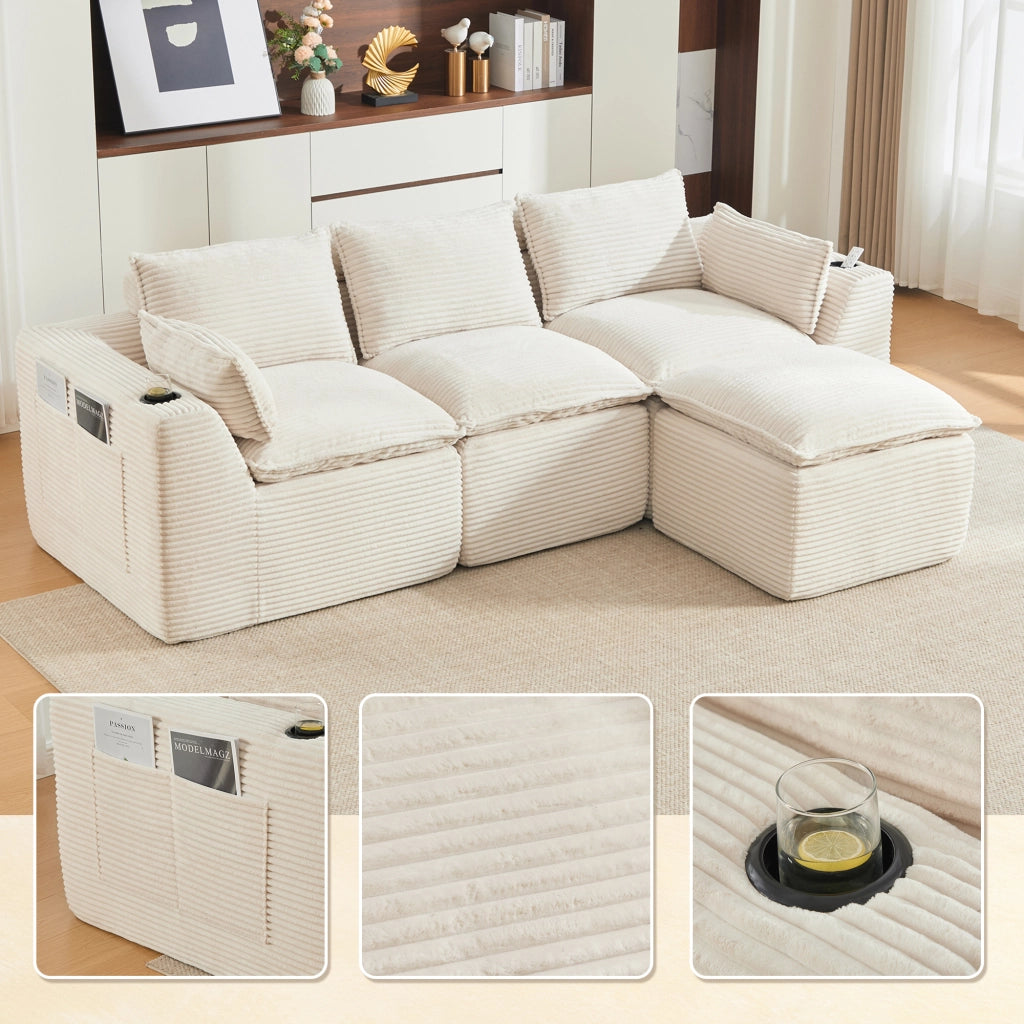 Divano modulare in velluto a coste beige con cuscini; tasche laterali e struttura a molle interne