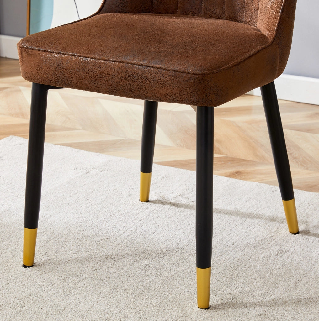 Sedia da pranzo marrone con schienale ergonomico e gambe in metallo nero antiscivolo