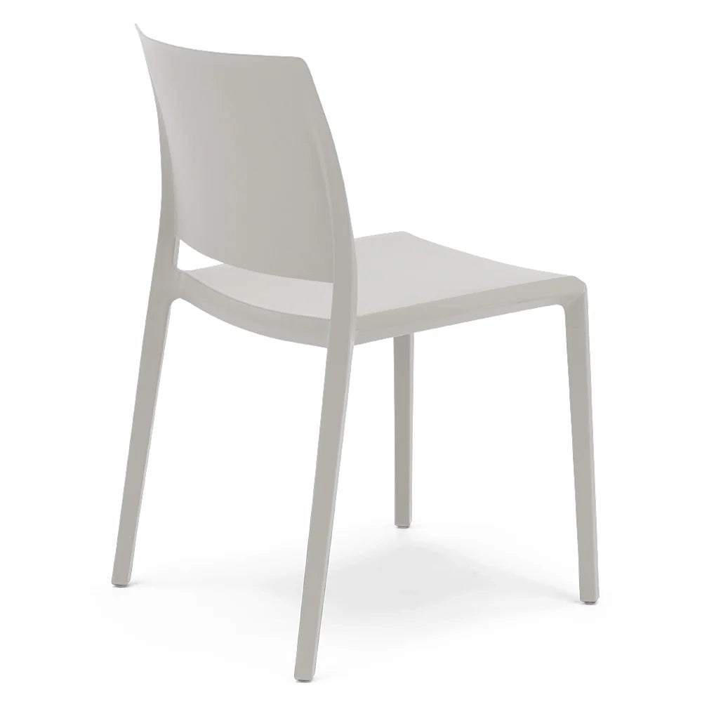 Set 4 sedie in polipropilene MEGAN, impilabile, resistente ai raggi UV, design moderno, ideale per sala da pranzo, cucina, sala d’attesa, bar, ristoranti o giardino, colore Bianco