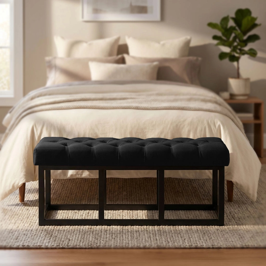 Panca design AMUN in metallo nero opaco e tessuto nero,120 cm