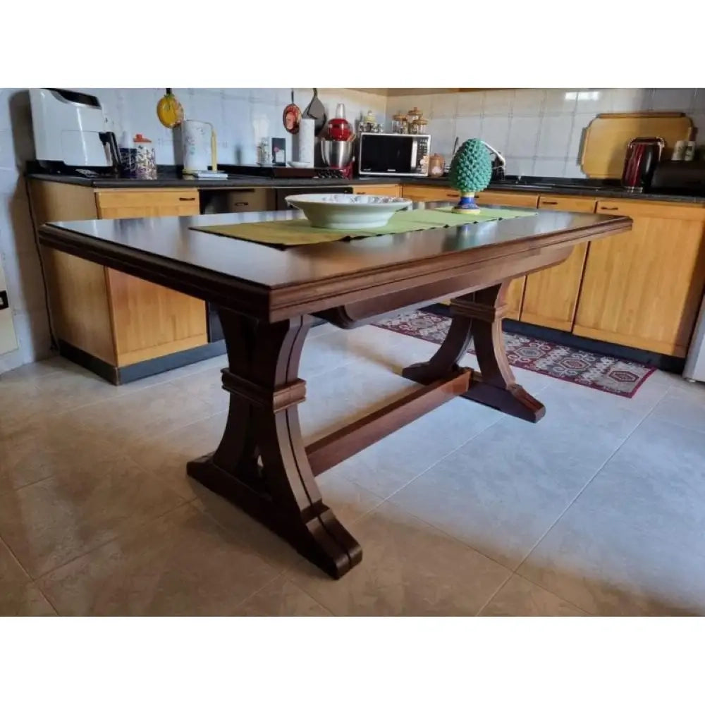 Tavolo allungabile con 4 allunghe da 45 fino 360 cm in legno massello e mdf con rifinitura in noce 180x85x75 H chiuso